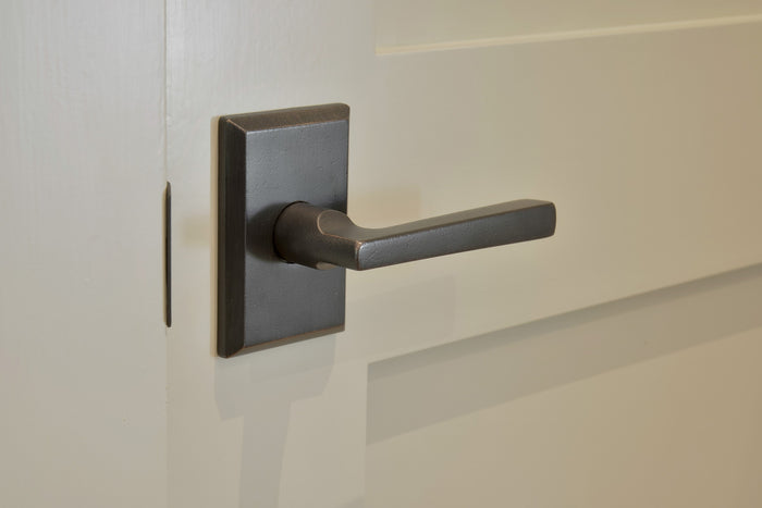 Cómo elegir la chapa correcta para su puerta