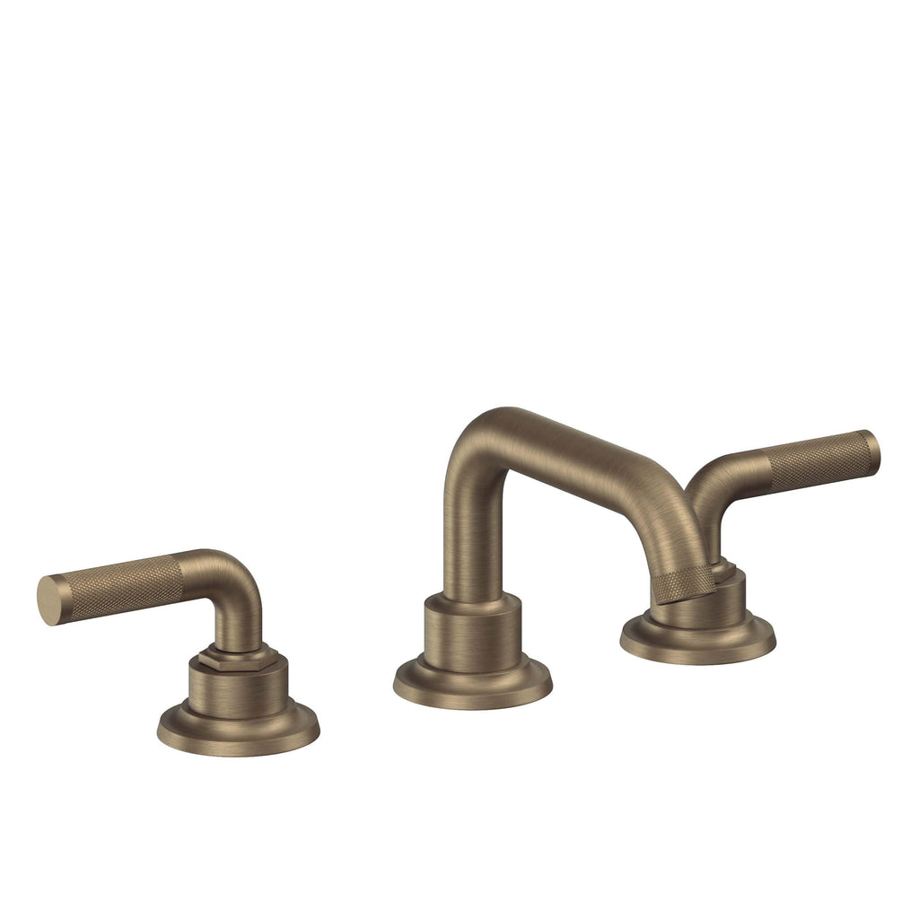 California Faucets Descanso 8" Llave de Lavabo de 3 Orificios para Cubierta, con Dos Manerales - Manija Moleteada - Latón Antiguo Mate