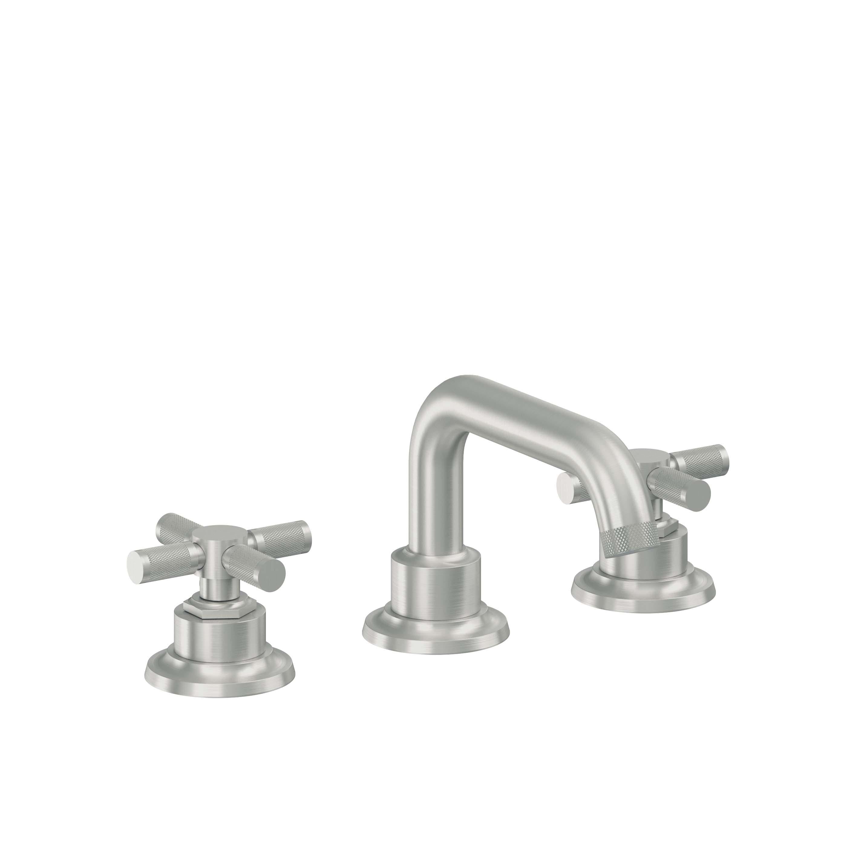 California Faucets Descanso 8" Llave de Lavabo de 3 Orificios para Cubierta, con Dos Manerales - Manija Moleteada - Cromo Satinado