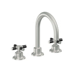 California Faucets Descanso 8" Llave de Lavabo de 3 Orificios para Cubierta, con Dos Manerales - Manija de Fibra de Carbono - Cromo Satinado