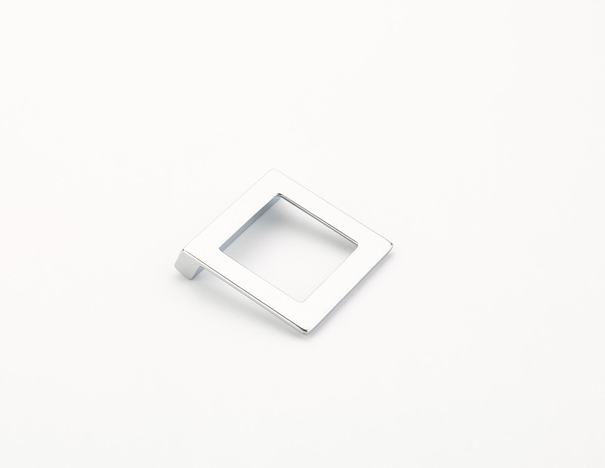 Schaub Jaladera Finestrino Angled Cuadrada, 1-1/4" cc — Cromo Mate