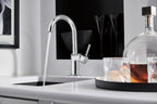 Brizo Odin Mezcladora de Bar — Surtidor en Arco — Ambientación 2