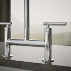 Kohler Purist — Mezcladora de Cocina tipo Puente — Ambientación 5