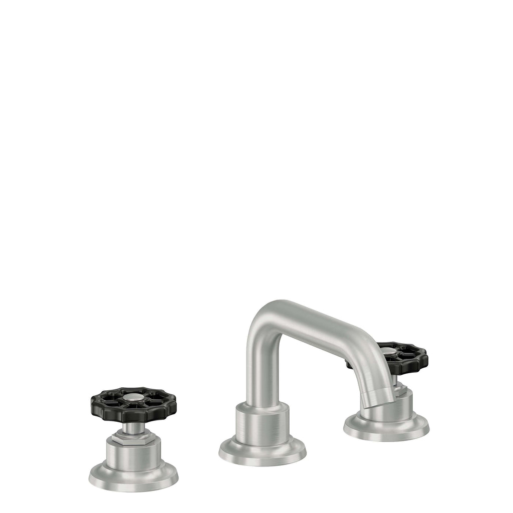 California Faucets Descanso Works 8" Llave de Lavabo de 3 Orificios para Cubierta, con Dos Manerales - Pico Quad Bajo - Cromo Satinado