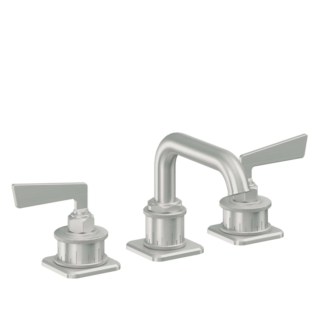 California Faucets Steampunk Bay 8" Llave de Lavabo de 3 Orificios para Cubierta, con Dos Manerales - Pico Quad Bajo - Cromo Satinado