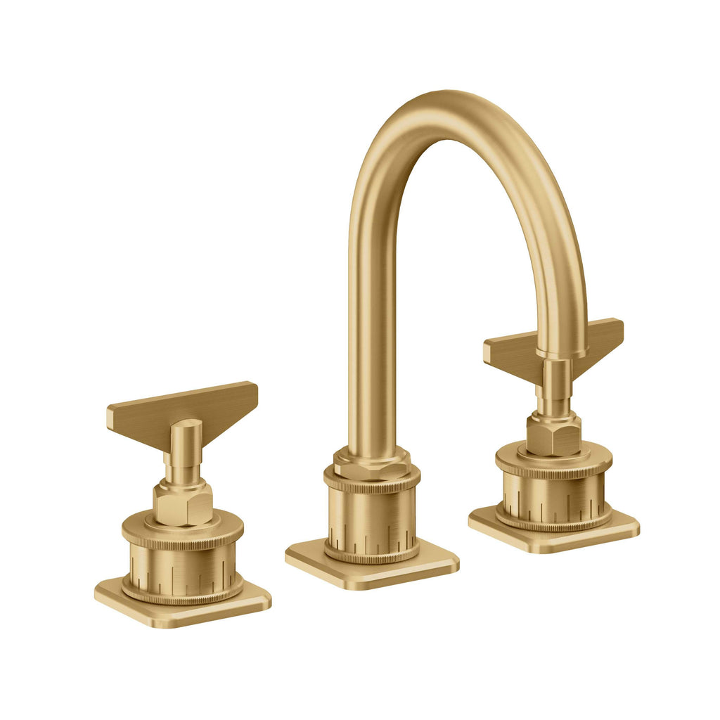California Faucets Steampunk Bay 8" Llave de Lavabo de 3 Orificios para Cubierta, con Dos Manerales - Pico de Arco - Oro Satinado de por Vida
