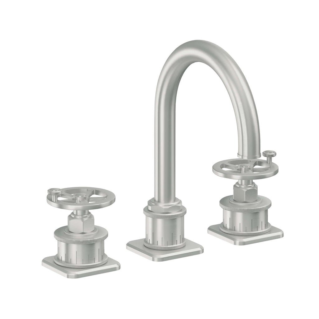 California Faucets Steampunk Bay 8" Llave de Lavabo de 3 Orificios para Cubierta, con Dos Manerales - Pico de Arco - Cromo Satinado