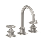 California Faucets Steampunk Bay 8" Llave de Lavabo de 3 Orificios para Cubierta, con Dos Manerales - Pico de Arco - Acero Inoxidable Ultra