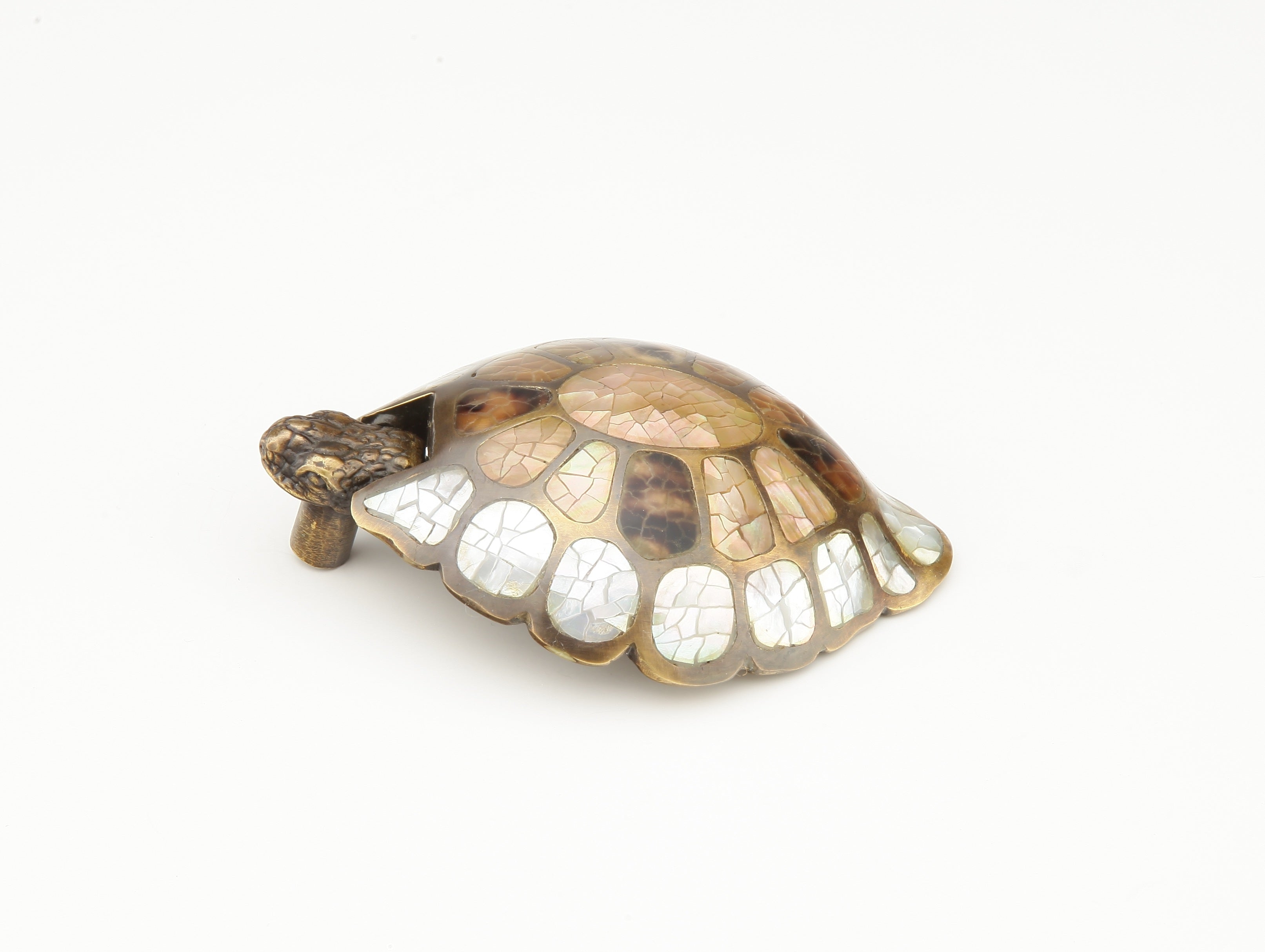 Schaub Jaladera Nature Turtle Pendant Mother Pearl Tiger Penshell, 2-3/8" — Estándar
