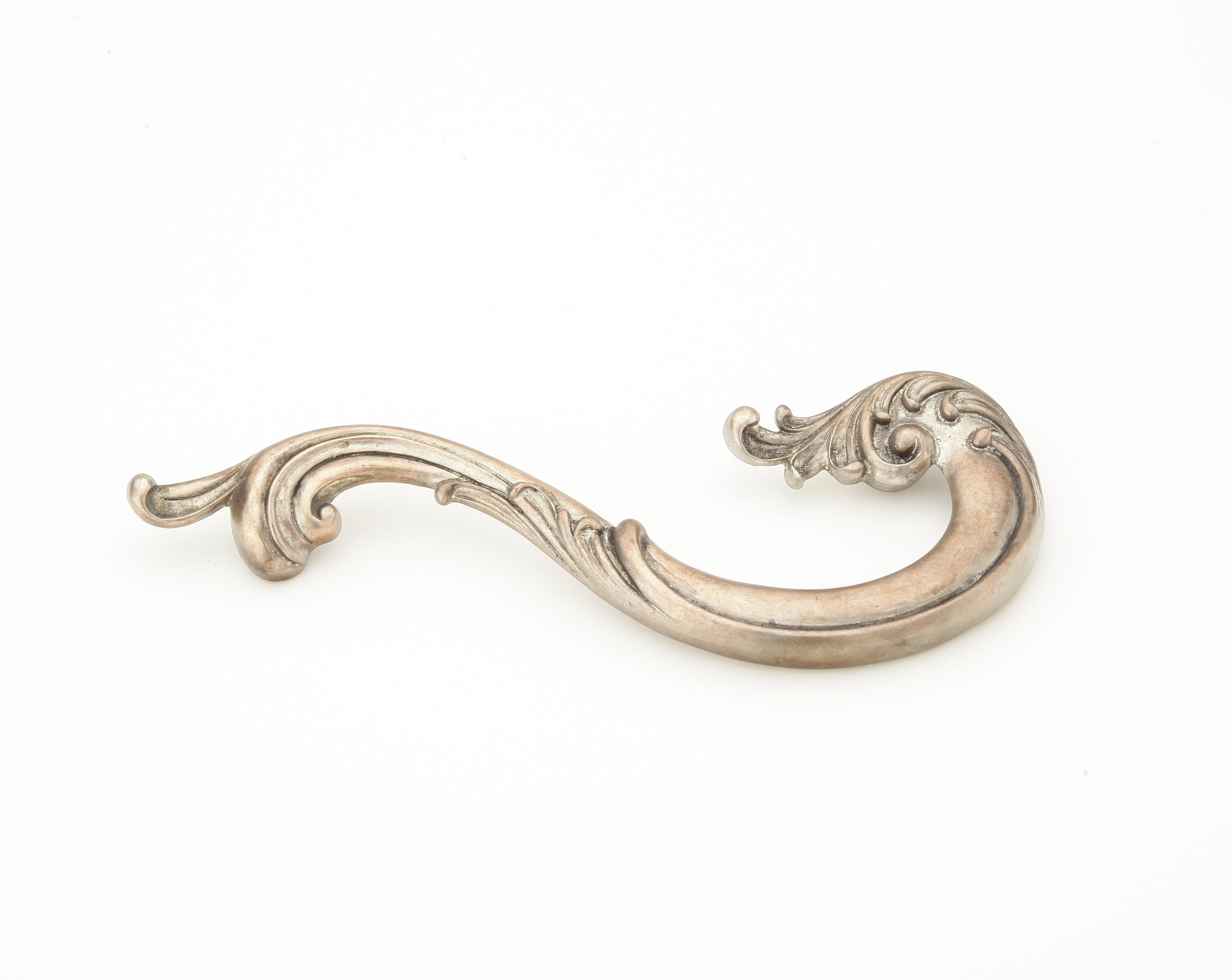 Schaub Jaladera Large Monticello Curva, 5" cc — Plata