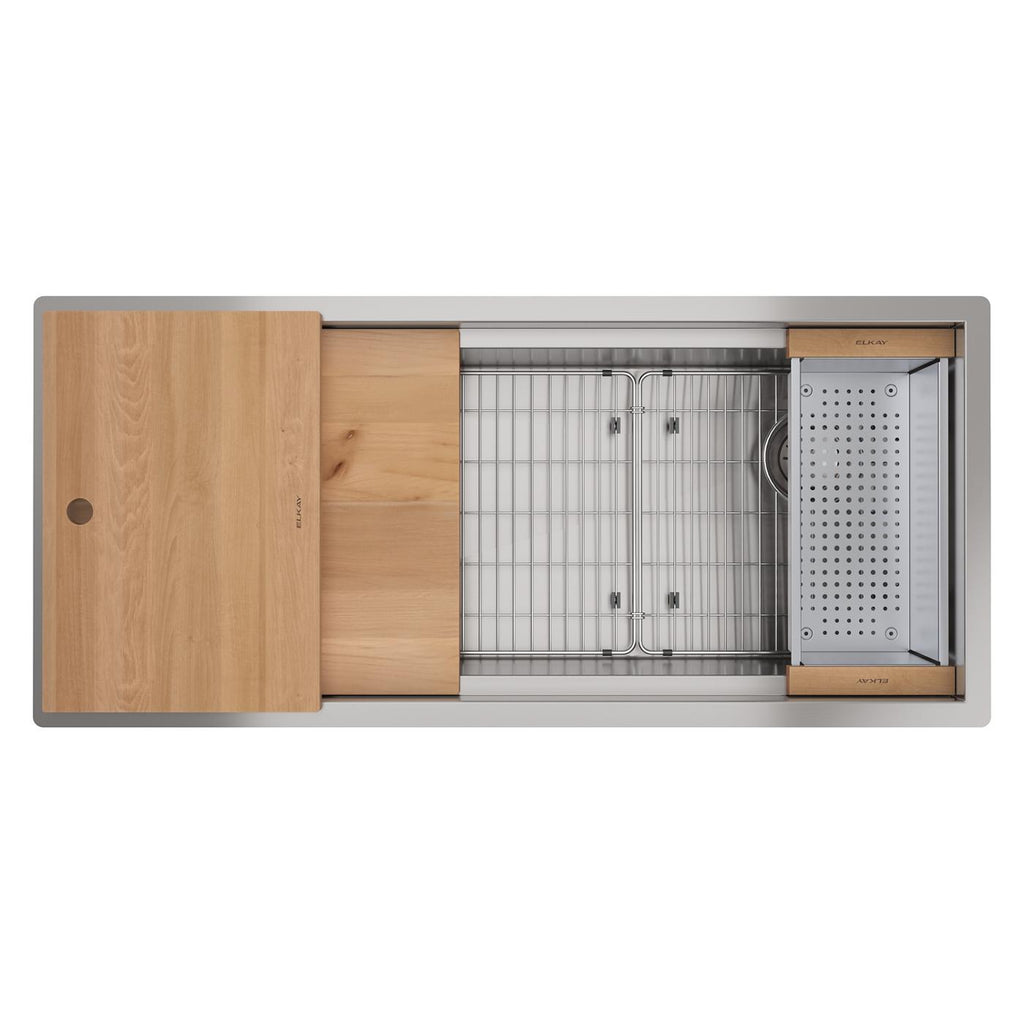 Elkay Tarja Circuit Chef® Workstation Acero Inoxidable 45-1/2" x 20-1/2" x 10" de Un Tazón Bajo Cubierta (Kit con Tablas de Madera de Cerezo) — vista de producto