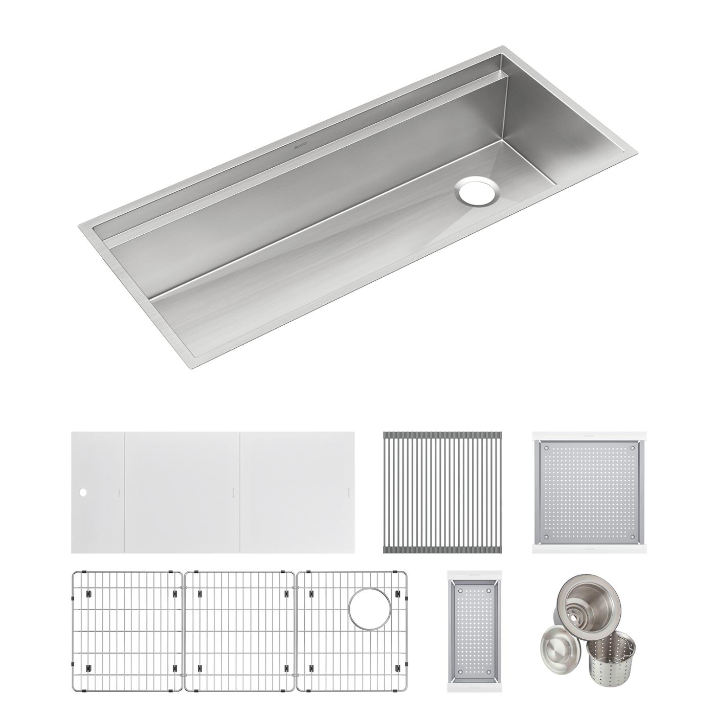 Elkay Tarja Circuit Chef® Workstation Acero Inoxidable 45-1/2" x 20-1/2" x 10" de Un Tazón Bajo Cubierta (Kit con Tablas de Polímero Blanco) — ambiente de cocina
