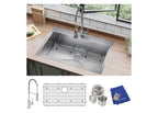 Elkay Tarja Crosstown® Calibre 18 Acero Inoxidable 33" x 22" x 9" 1 Orificio de Un Tazón de Doble Montaje (Kit) with Faucet — ambiente de cocina