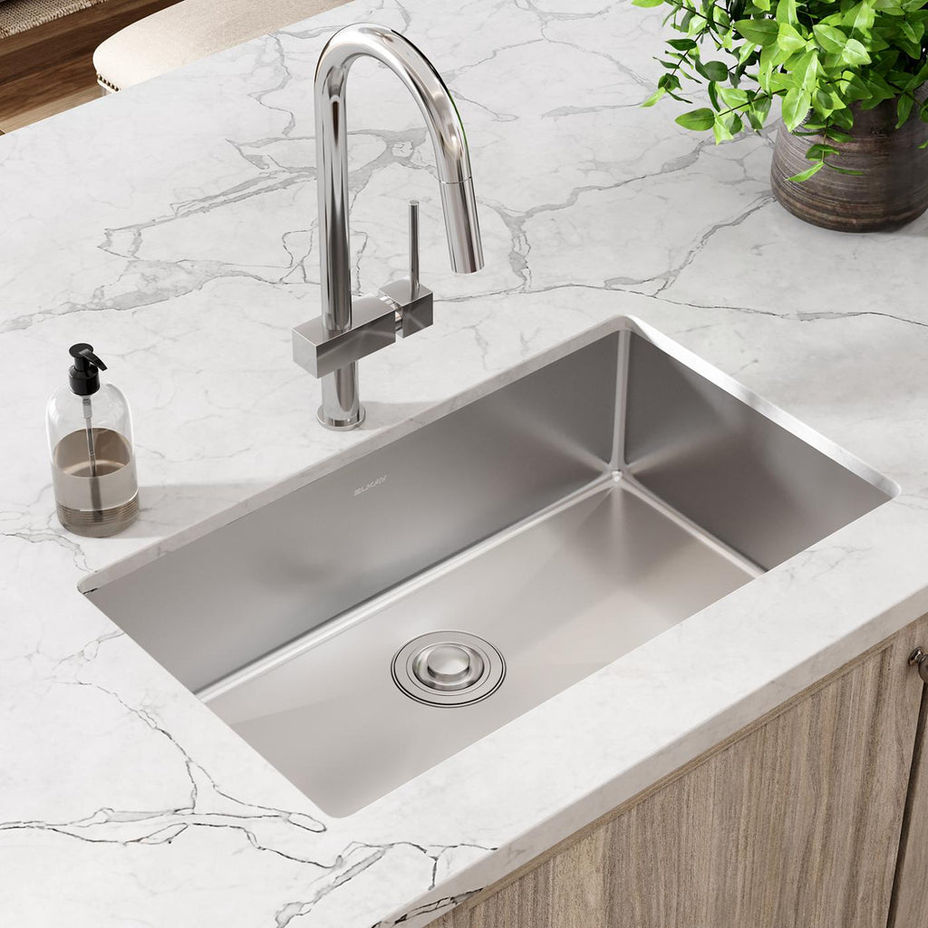 Elkay Tarja Crosstown® Calibre 16 Acero Inoxidable 30-1/2" x 18-1/2" x 8" de Un Tazón Bajo Cubierta — ambiente de cocina