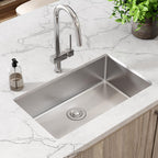 Elkay Tarja Crosstown® Calibre 16 Acero Inoxidable 30-1/2" x 18-1/2" x 8" de Un Tazón Bajo Cubierta — ambiente de cocina