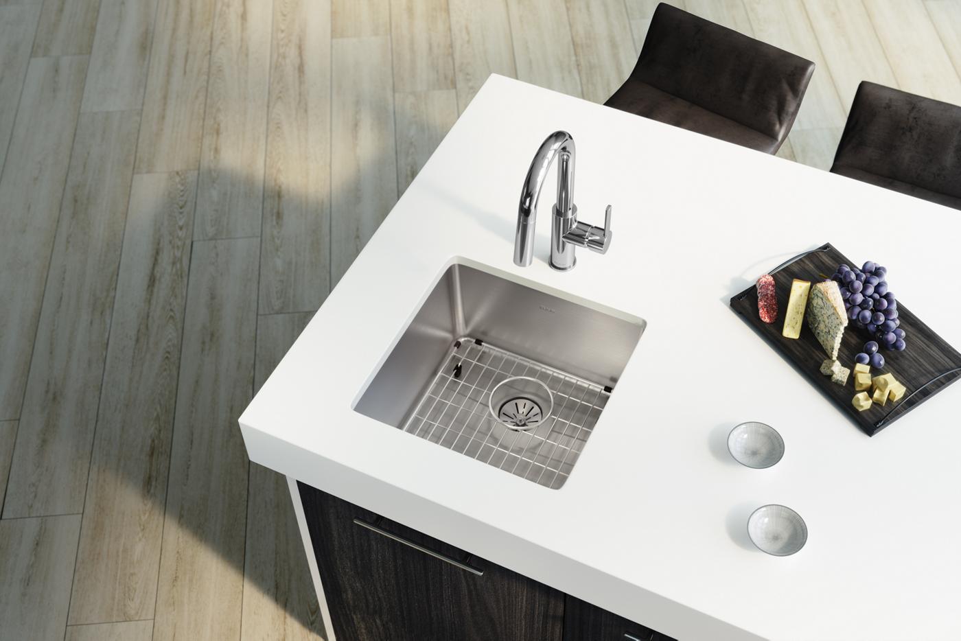 Elkay Tarja Lustertone Iconix® Calibre 16 Acero Inoxidable 18-1/2" x 18-1/2" x 9" de Un Tazón Bajo Cubierta (Kit) with Perfect Drain® — ambiente de cocina