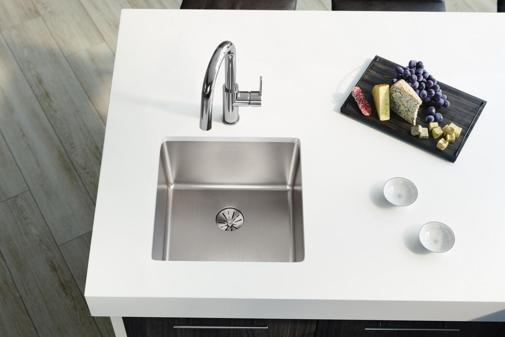 Elkay Tarja Lustertone Iconix® Calibre 16 Acero Inoxidable 18-1/2" x 18-1/2" x 9" de Un Tazón Bajo Cubierta with Perfect Drain® — ambiente de cocina