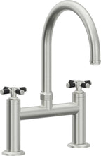 California Faucets Descanso Llave de Cocina Tipo Puente Industrial - Pico en Arco - Cromo Satinado