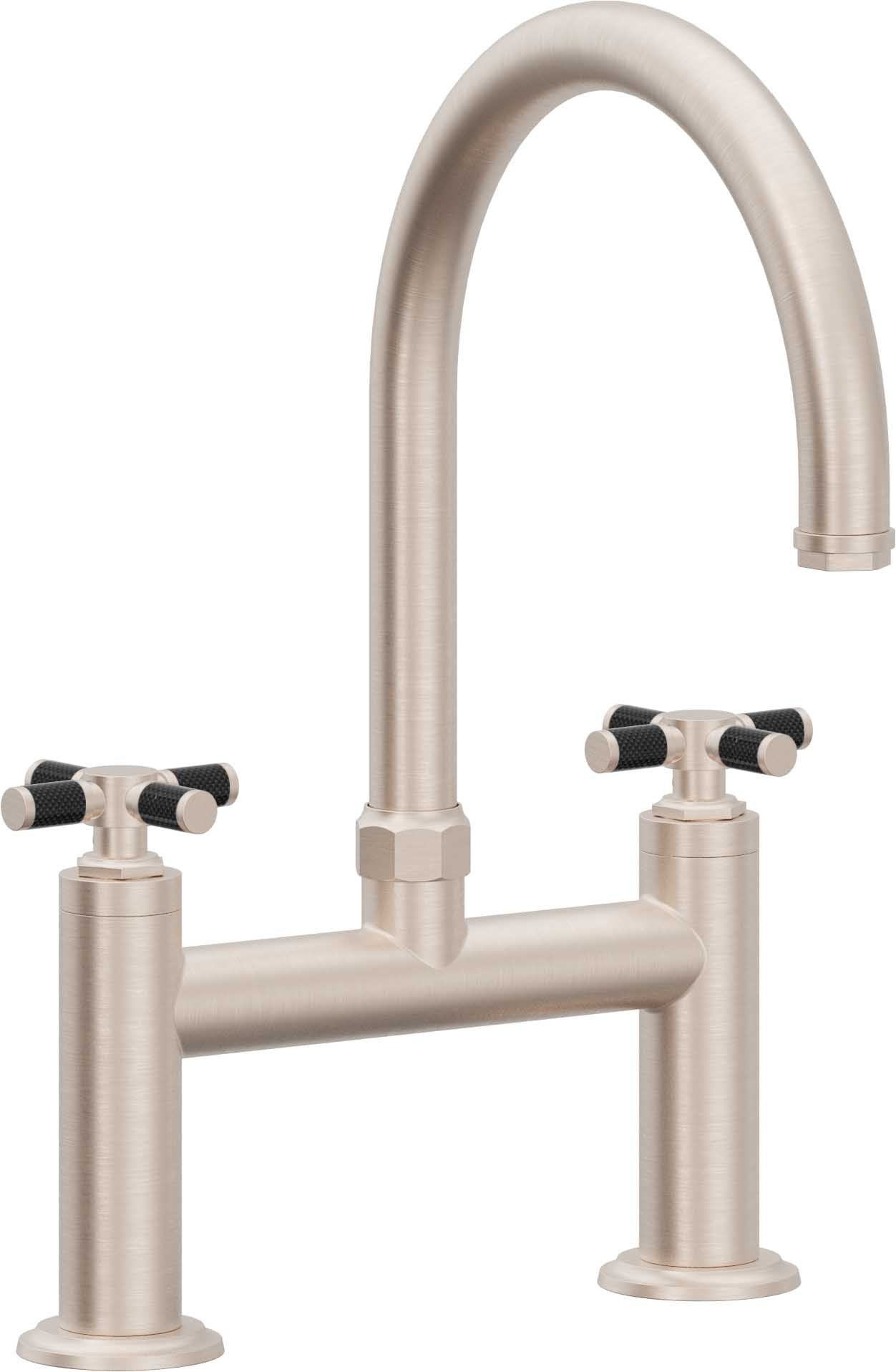 California Faucets Descanso Llave de Cocina Tipo Puente Industrial - Pico en Arco - Níquel Satinado