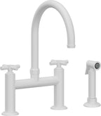 California Faucets Descanso Llave de Cocina Tipo Puente Industrial con Rociador Lateral - Pico en Arco - Blanco Mate