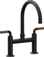 California Faucets Descanso Llave de Cocina Tipo Puente Industrial con Rociador Lateral - Pico en Arco - Negro Mate
