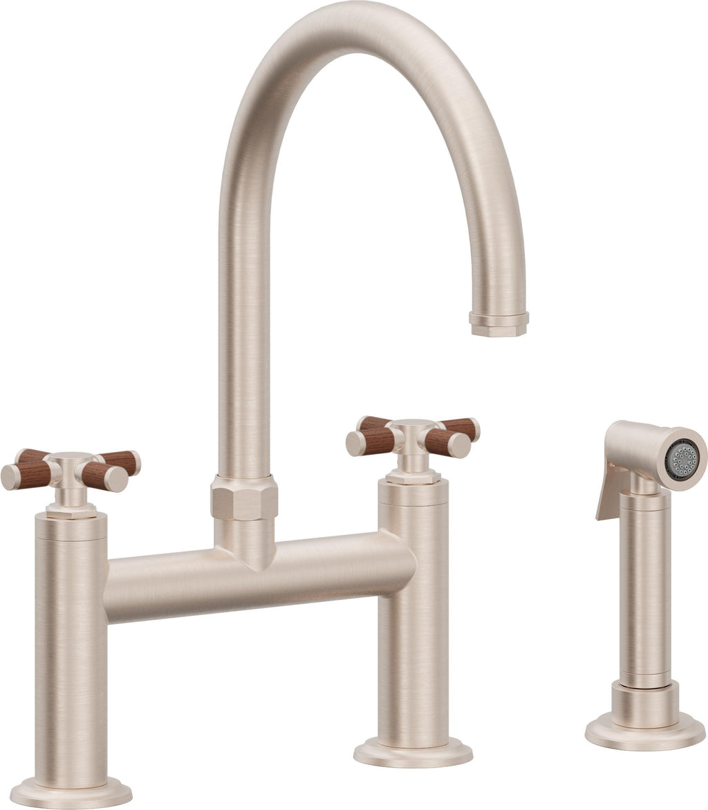 California Faucets Descanso Llave de Cocina Tipo Puente Industrial con Rociador Lateral - Pico en Arco - Níquel Satinado