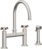 California Faucets Descanso Llave de Cocina Tipo Puente Industrial con Rociador Lateral - Pico en Arco - Acero Inoxidable Ultra