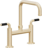 California Faucets Descanso Llave de Cocina Tipo Puente Industrial - Pico Cuadrado - Latón Satinado