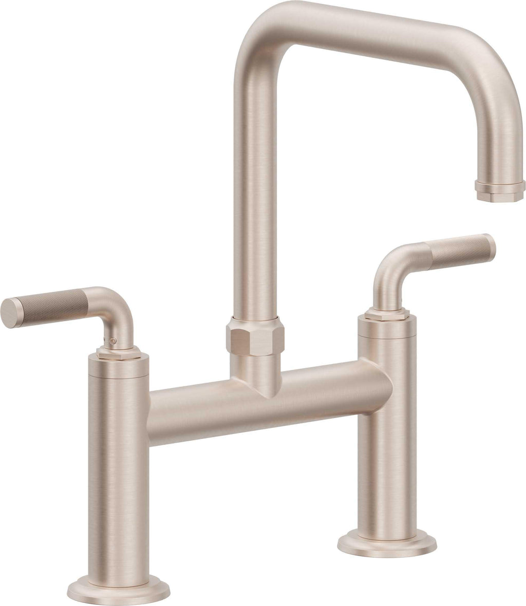 California Faucets Descanso Llave de Cocina Tipo Puente Industrial - Pico Cuadrado - Níquel Satinado