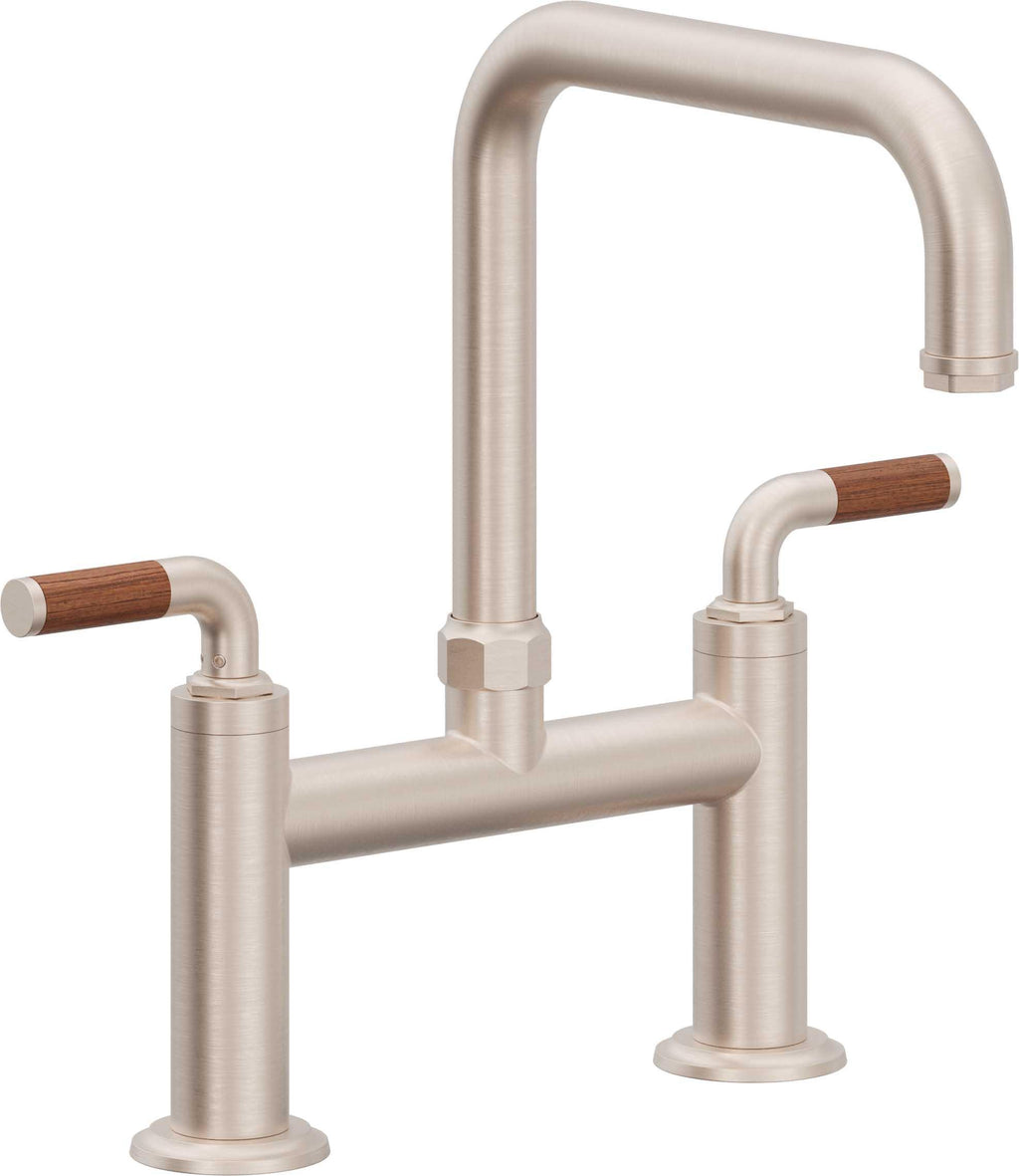 California Faucets Descanso Llave de Cocina Tipo Puente Industrial - Pico Cuadrado - Níquel Satinado
