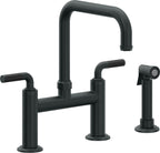 California Faucets Descanso Llave de Cocina Tipo Puente Industrial con Rociador Lateral - Pico Cuadrado - Carbón