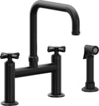 California Faucets Descanso Llave de Cocina Tipo Puente Industrial con Rociador Lateral - Pico Cuadrado - Negro Mate