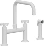 California Faucets Descanso Llave de Cocina Tipo Puente Industrial con Rociador Lateral - Pico Cuadrado - Blanco Mate