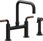 California Faucets Descanso Llave de Cocina Tipo Puente Industrial con Rociador Lateral - Pico Cuadrado - Negro Mate