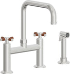 California Faucets Descanso Llave de Cocina Tipo Puente Industrial con Rociador Lateral - Pico Cuadrado - Cromo Pulido
