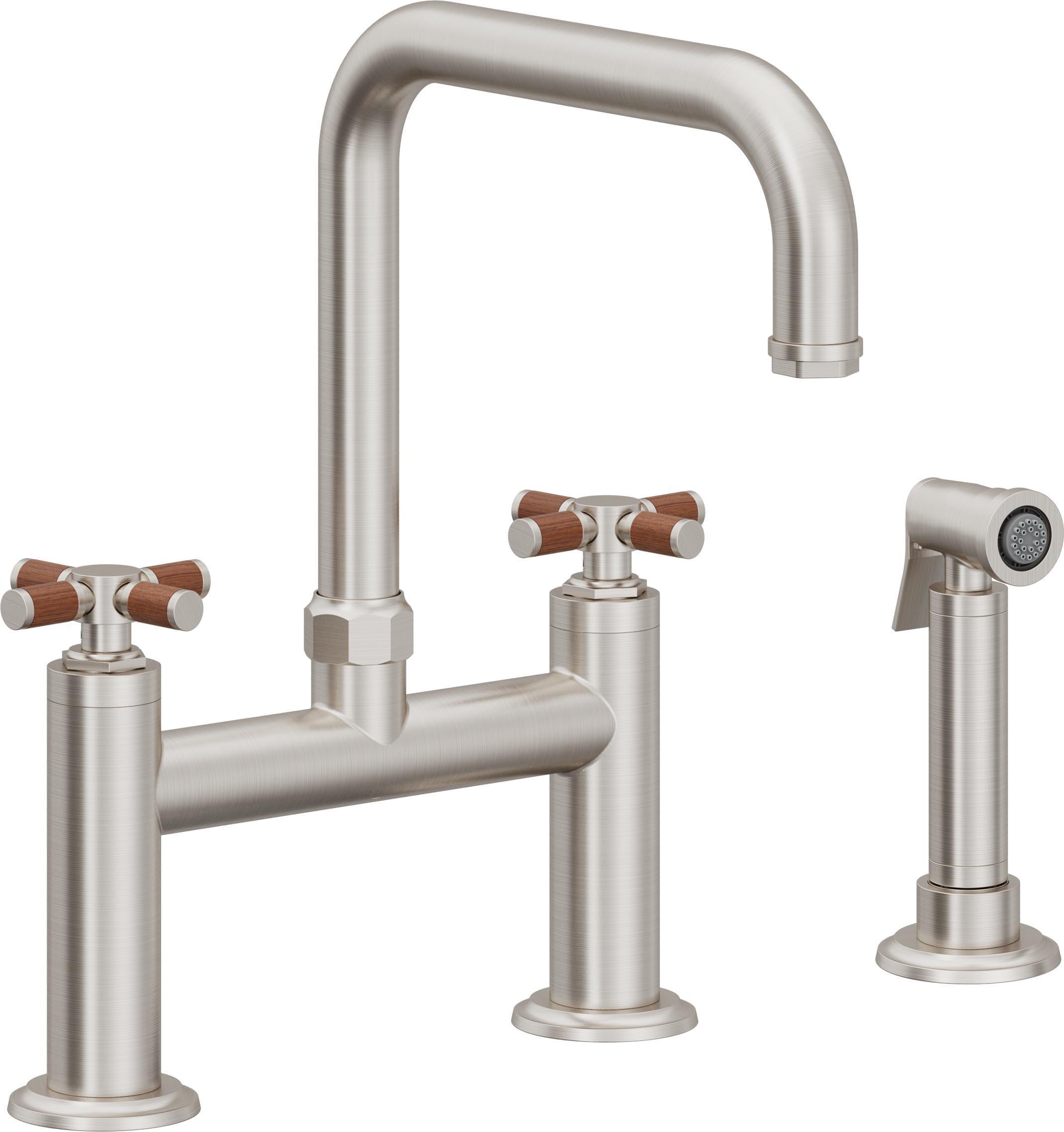 California Faucets Descanso Llave de Cocina Tipo Puente Industrial con Rociador Lateral - Pico Cuadrado - Acero Inoxidable Ultra