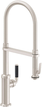 California Faucets Descanso Llave de Cocina Culinaria Extraíble Industrial con Rociador de Compresión — Latón Antiguo Mate / Palanca de Fibra de Carbono