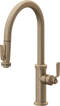 California Faucets Descanso Works Llave de Cocina Extraible Industrial con Rociador de Apretar - Pico Alto en Arco - Latón Antiguo Mate