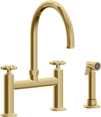 California Faucets Descanso Works Llave de Cocina Tipo Puente Industrial con Rociador Lateral - Pico en Arco - Oro Francés