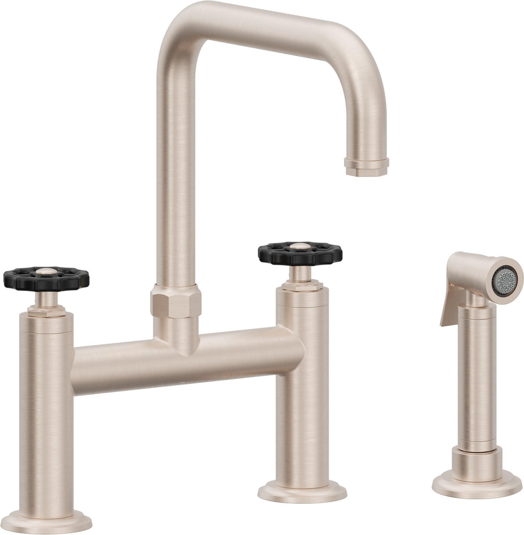 California Faucets Descanso Works Llave de Cocina Tipo Puente Industrial con Rociador Lateral - Pico Cuadruple - Níquel Satinado