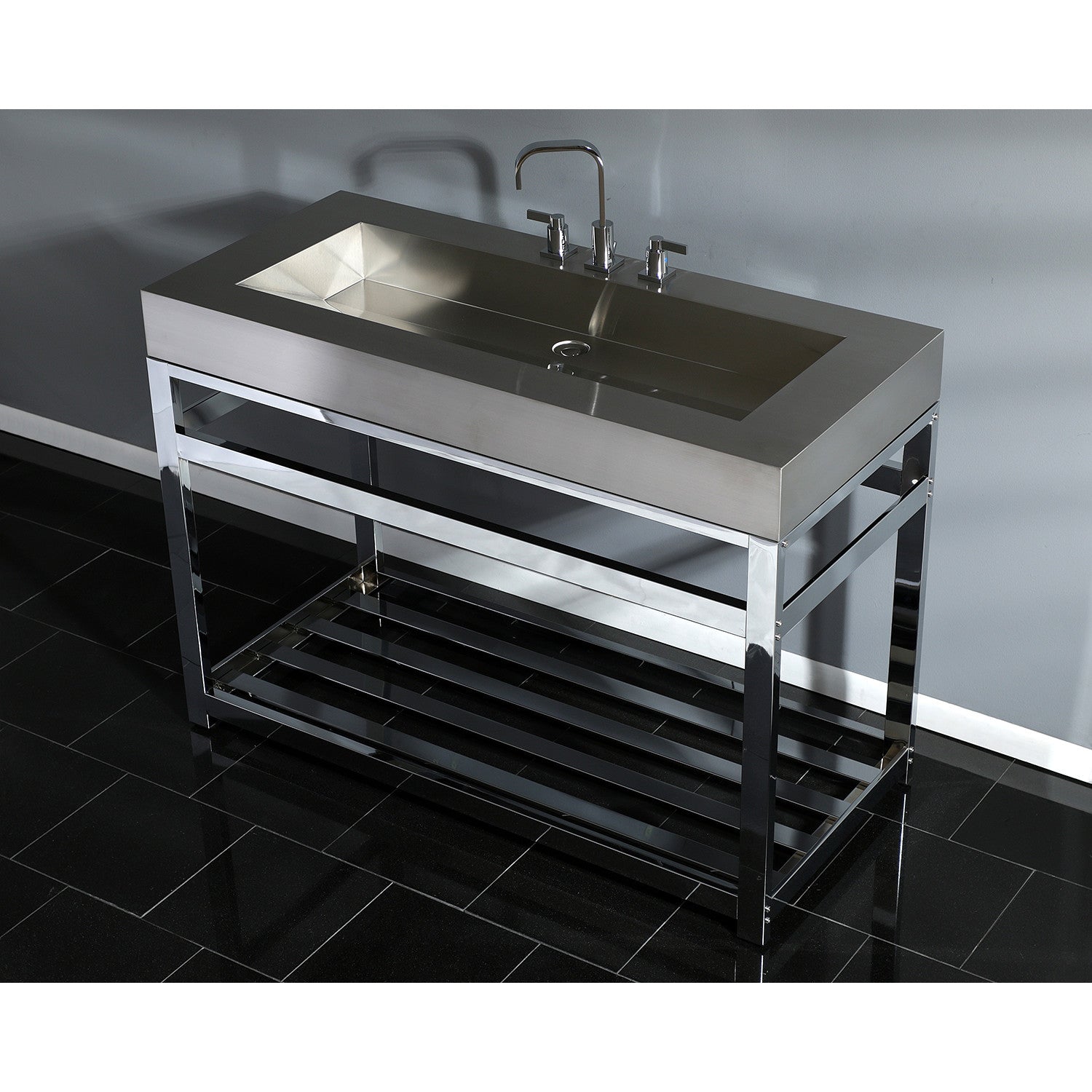 Kingston Brass Kingston Commercial lavabo consola — vista