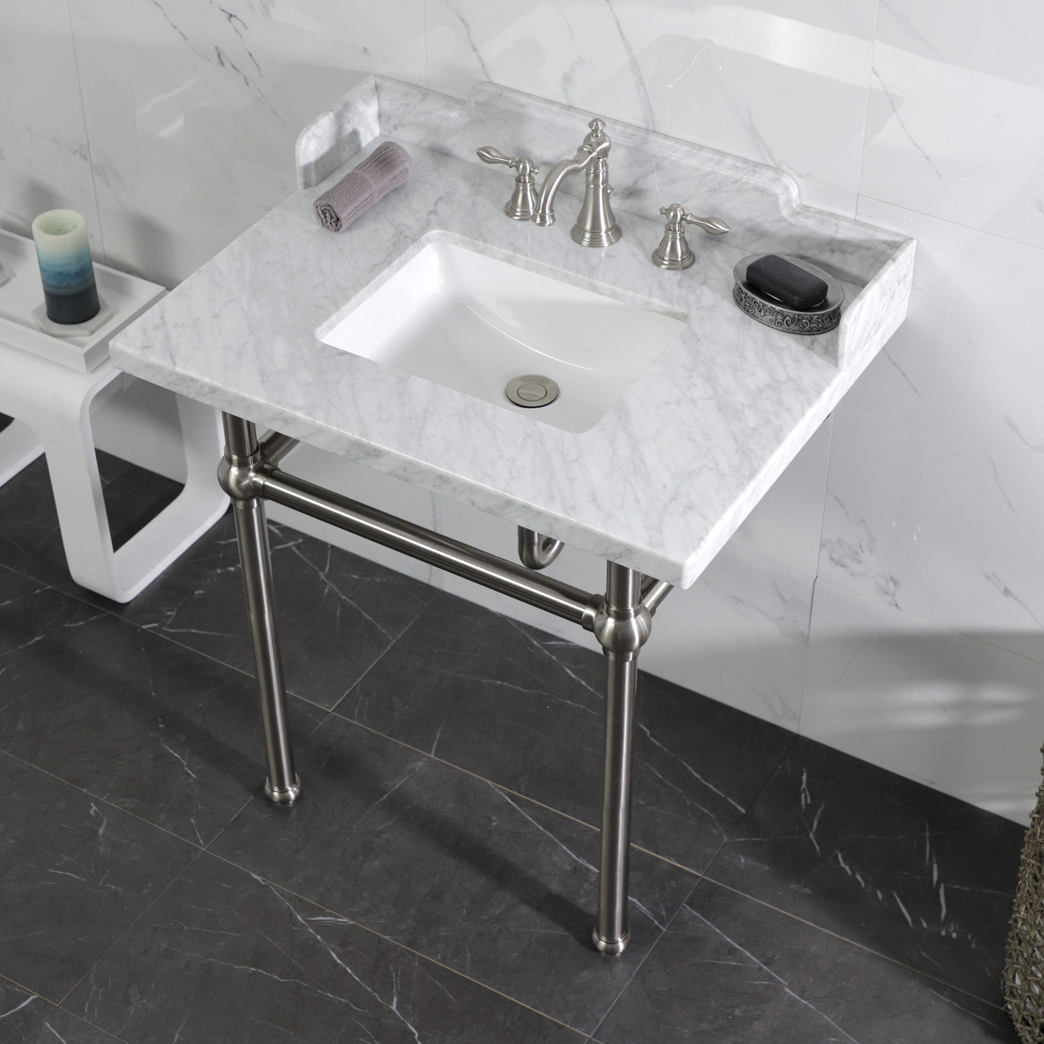 Kingston Brass Pemberton lavabo consola — vista