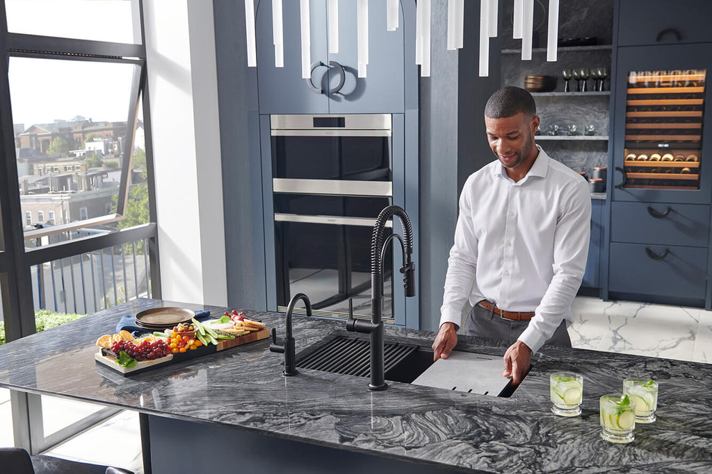Ruvati epiStage — Tarja Workstation de Cocina en Granito Compuesto — Gris Urbano — 2