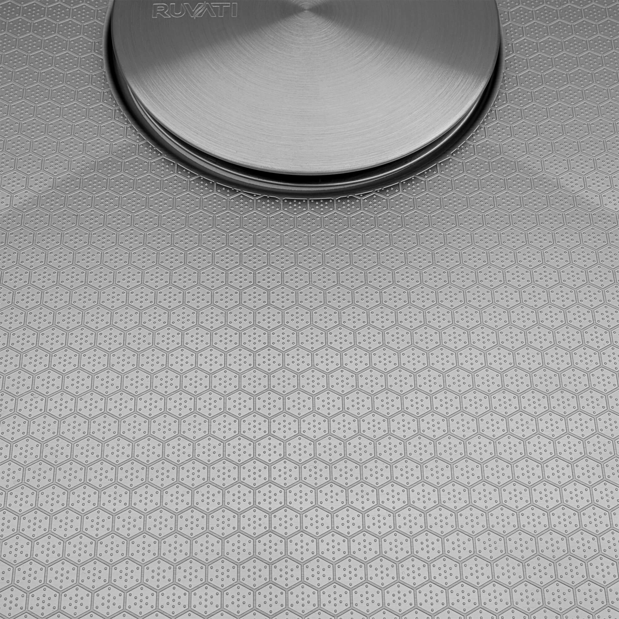 Ruvati Roma Hex — Tarja Workstation de Cocina en Acero Inoxidable — Acero Inoxidable — 2