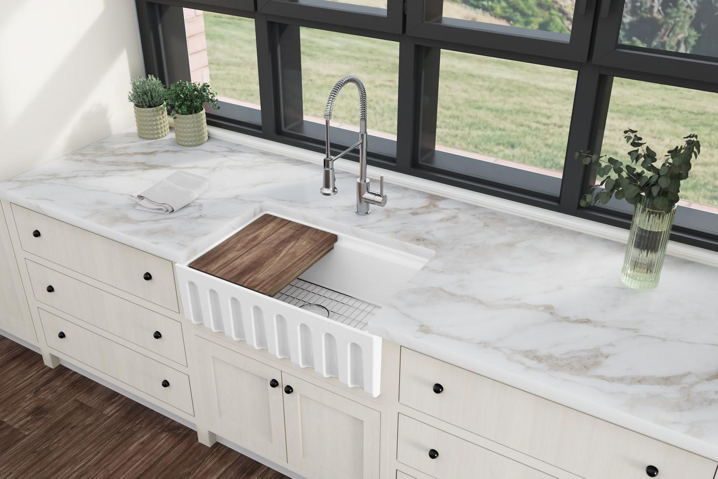 Elkay Tarja Fireclay 30" x 18-13/16" x 9-5/8" de Un Tazón Farmhouse Workstation (Kit) Blanco — ambiente de cocina