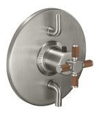 California Faucets Descanso StyleTherm con Control de Volumen Doble - Manija de Cruz de Teca - Níquel Satinado