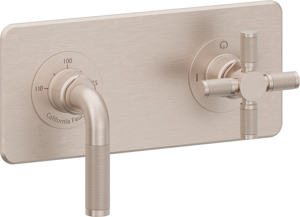 California Faucets Descanso StyleTherm Vista™ - Placa Cuadrada Sencilla (9" x 4") - Níquel Satinado