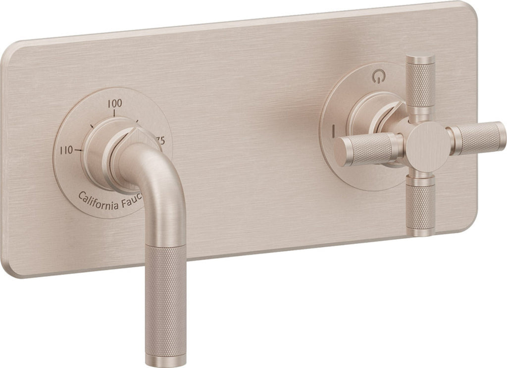 California Faucets Descanso StyleTherm Vista™ - Placa Cuadrada Sencilla (9" x 4") - Níquel Satinado