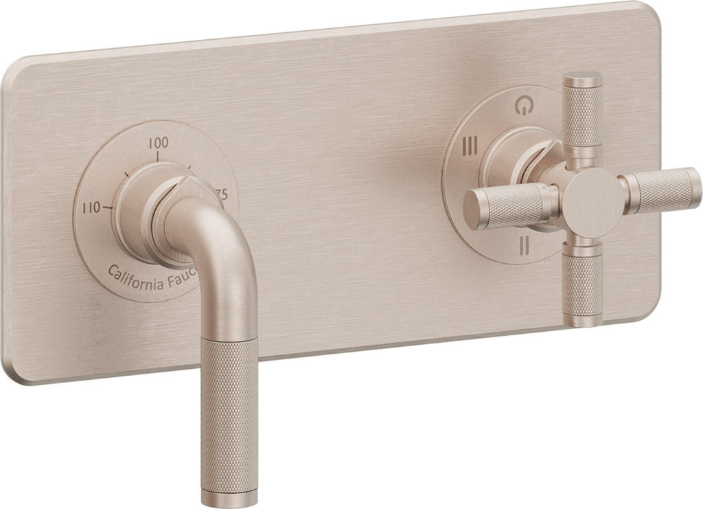 California Faucets Descanso StyleTherm Vista™ - Placa Cuadrada Sencilla (9" x 4") - Níquel Satinado