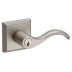 Baldwin Hardware Reserve Manija con Llave Curve — Níquel satinado — Traditional Square — Entrada Derecha